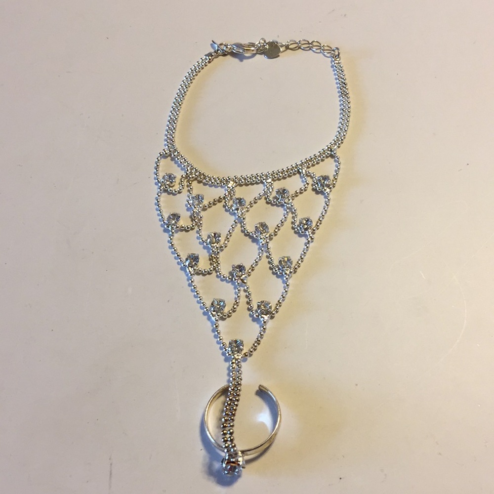 Cute Avon belly dancer bracelet attached ring